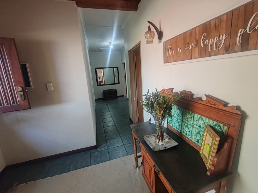 4 Bedroom Property for Sale in Windsor Park Eastern Cape